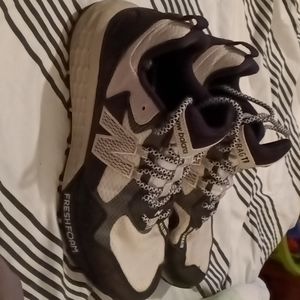 Woman's New Balance Fresh Foam Size 9.5
